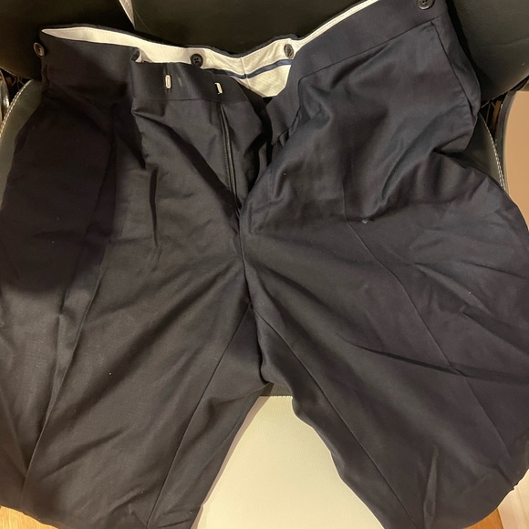 Full Black Lapel suit for a small person in the size small-medium range - Picture 9 of 10